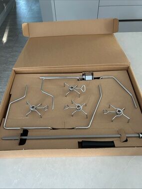 BNIB Gaggenau Rotisserie Spit Rod Kit for EB 388610 and EB 388 Series Ovens